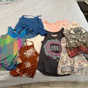 9 Tank or Sleeveless Shirts $4 for all 9 together